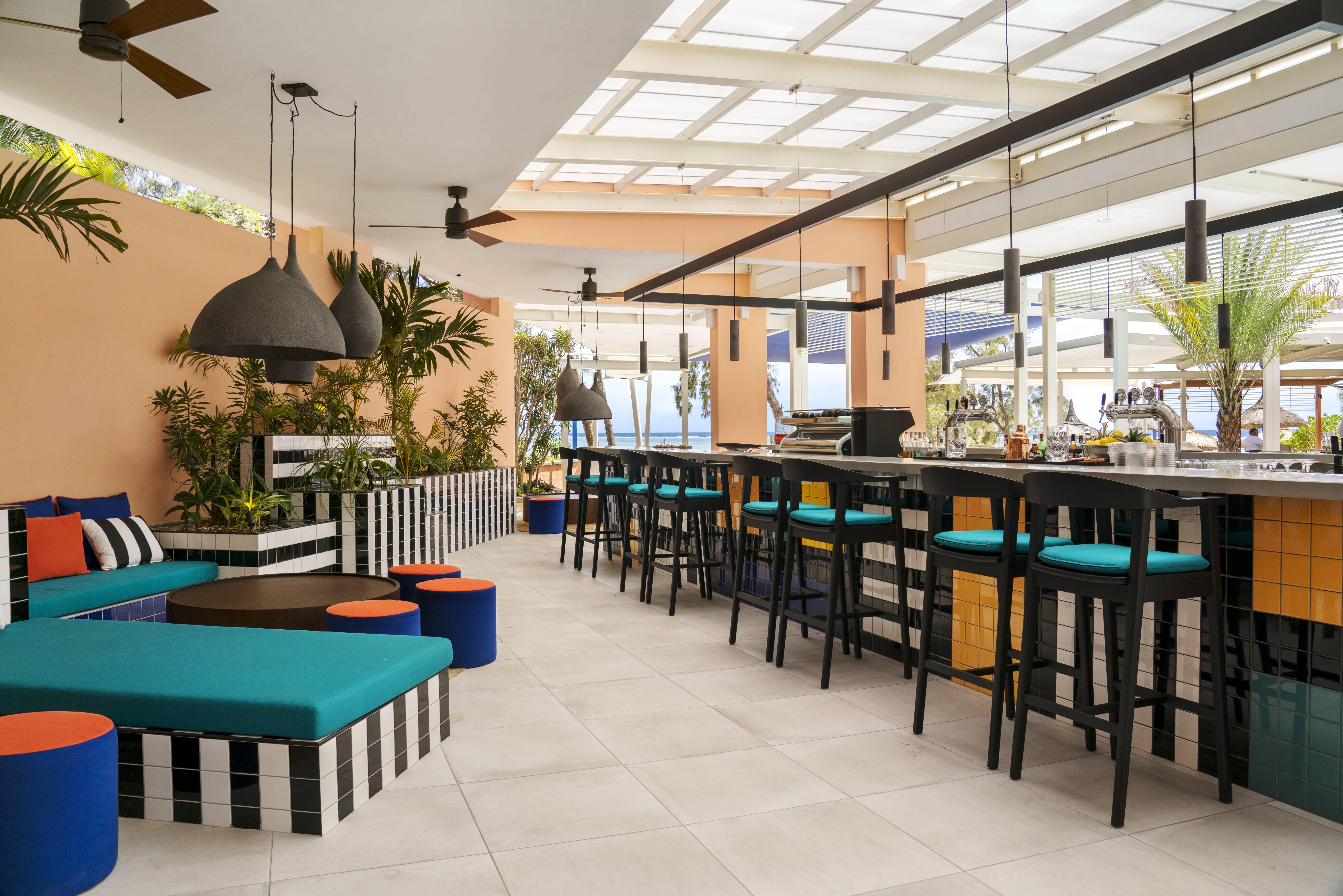 Salt Of Palmar, An Adult-Only Boutique Hotel Belle Mare Exterior foto The bar at the rooftop lounge