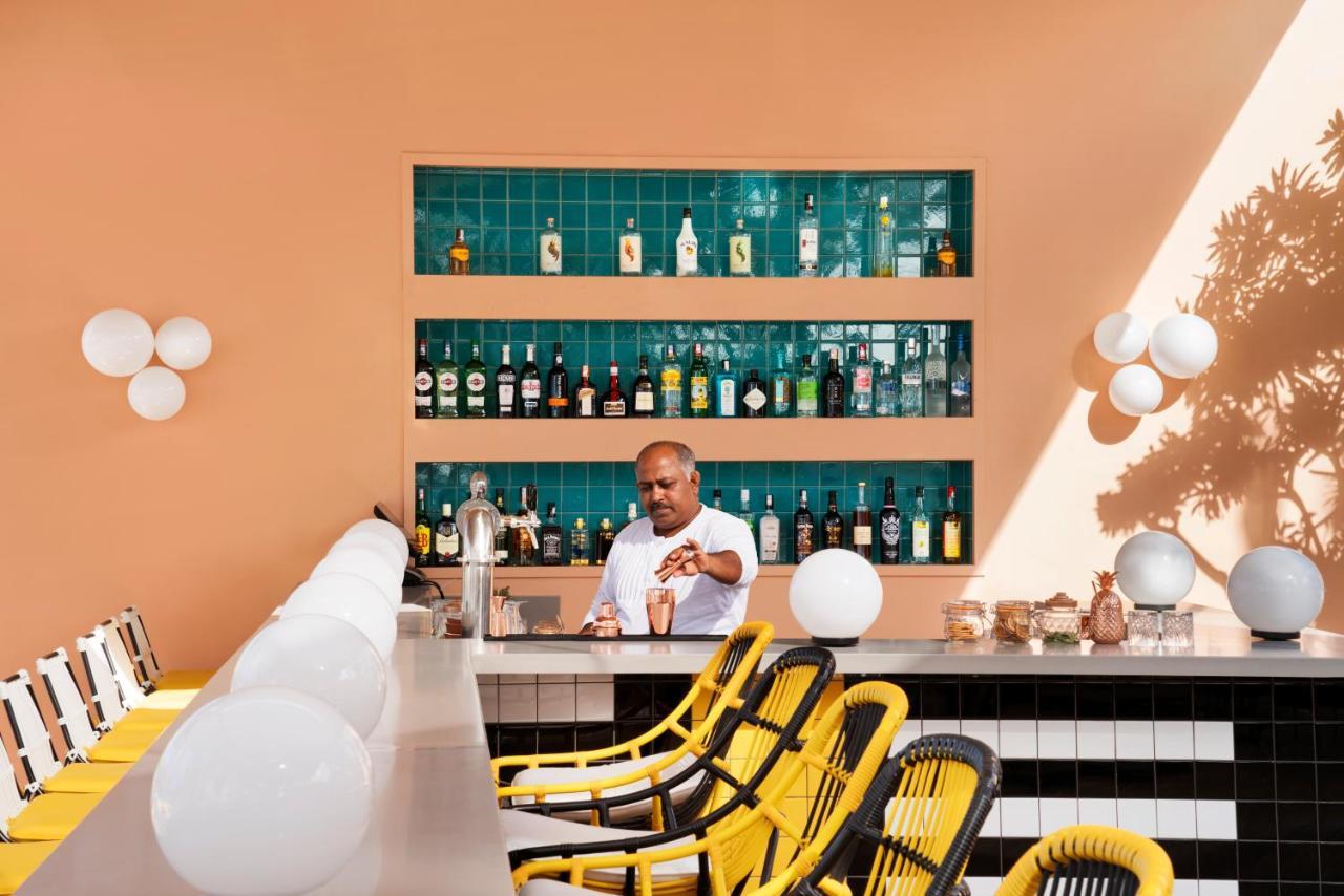 Salt Of Palmar, An Adult-Only Boutique Hotel Belle Mare Exterior foto The bar at the Standard East Village